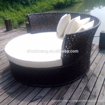 weather proof uv-resistant wicker round shape sun bed